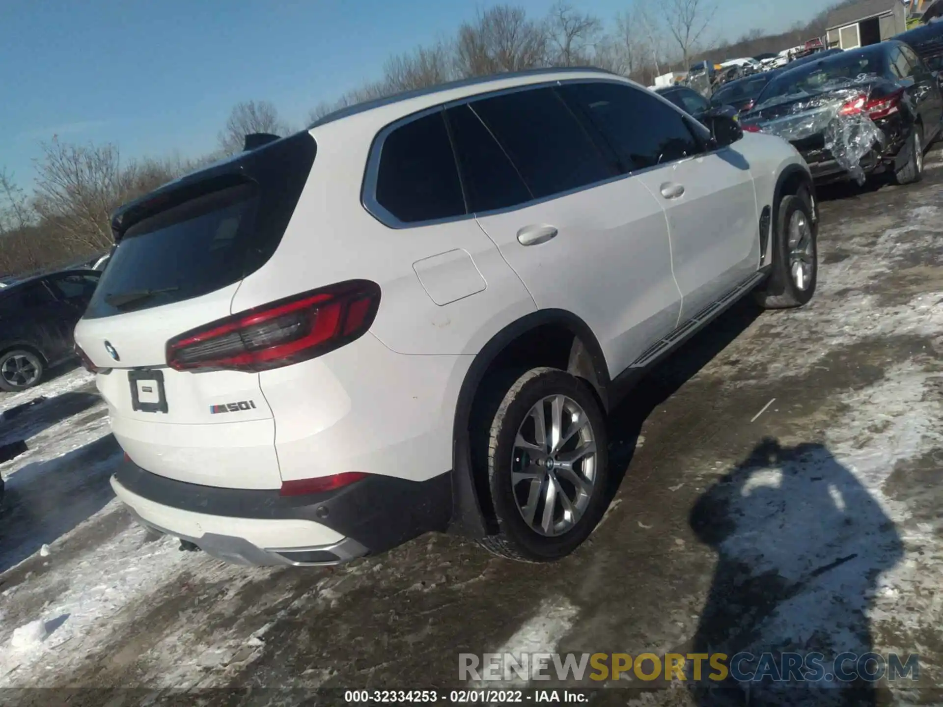 4 Photograph of a damaged car 5UXCR6C02LLL75133 BMW X5 2020