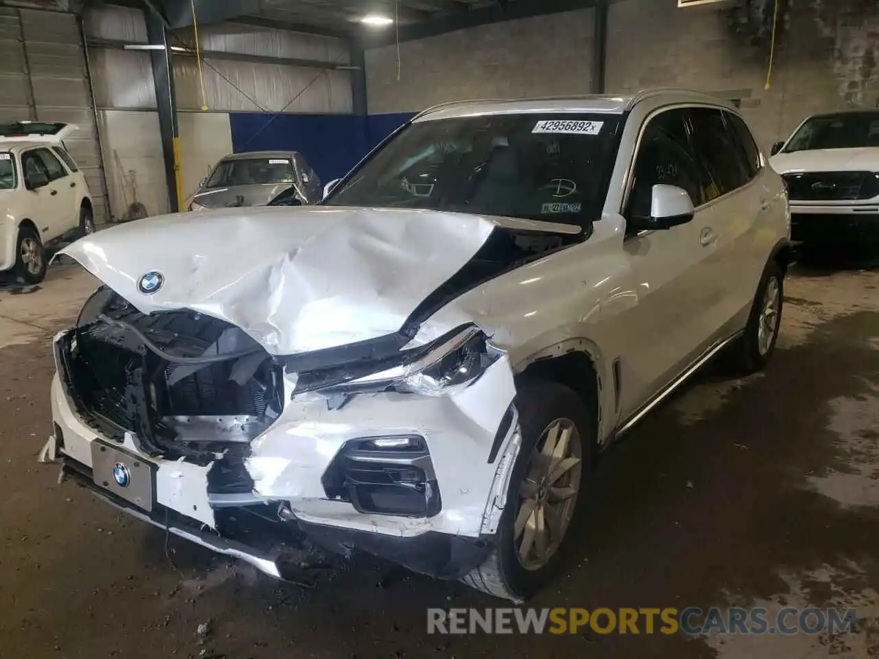 2 Photograph of a damaged car 5UXCR6C03L9B33189 BMW X5 2020