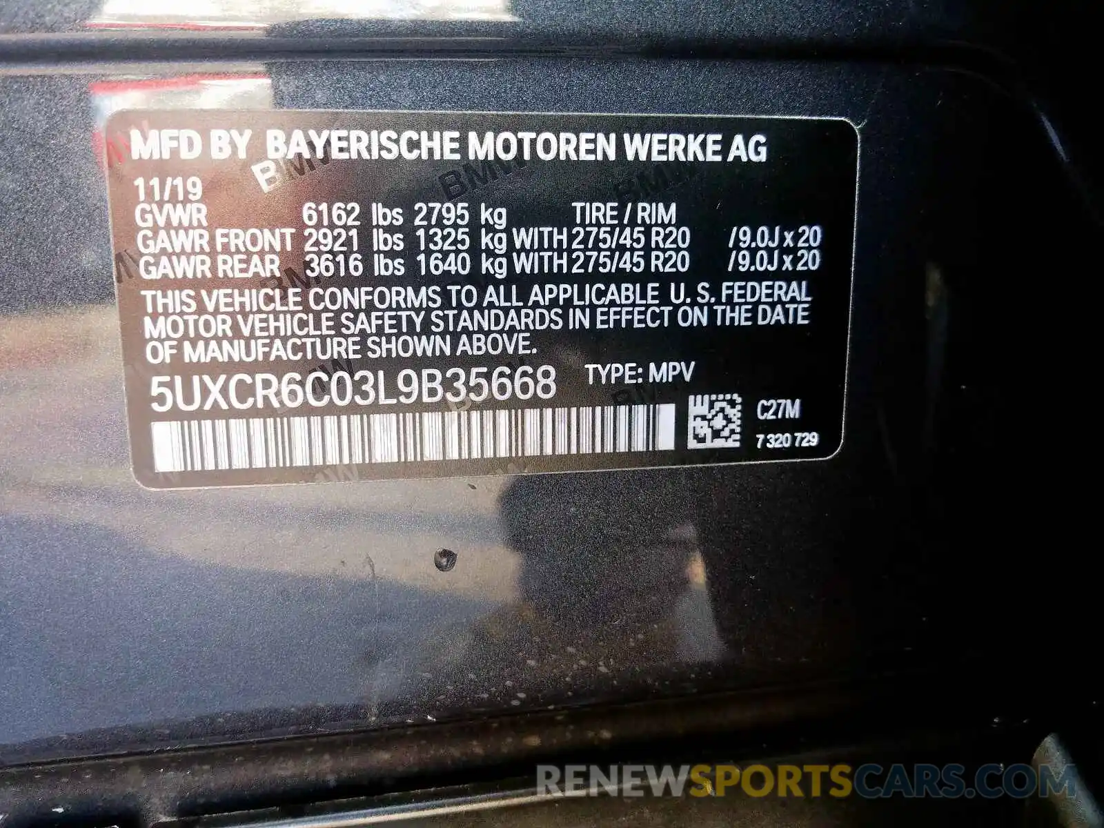 10 Photograph of a damaged car 5UXCR6C03L9B35668 BMW X5 2020