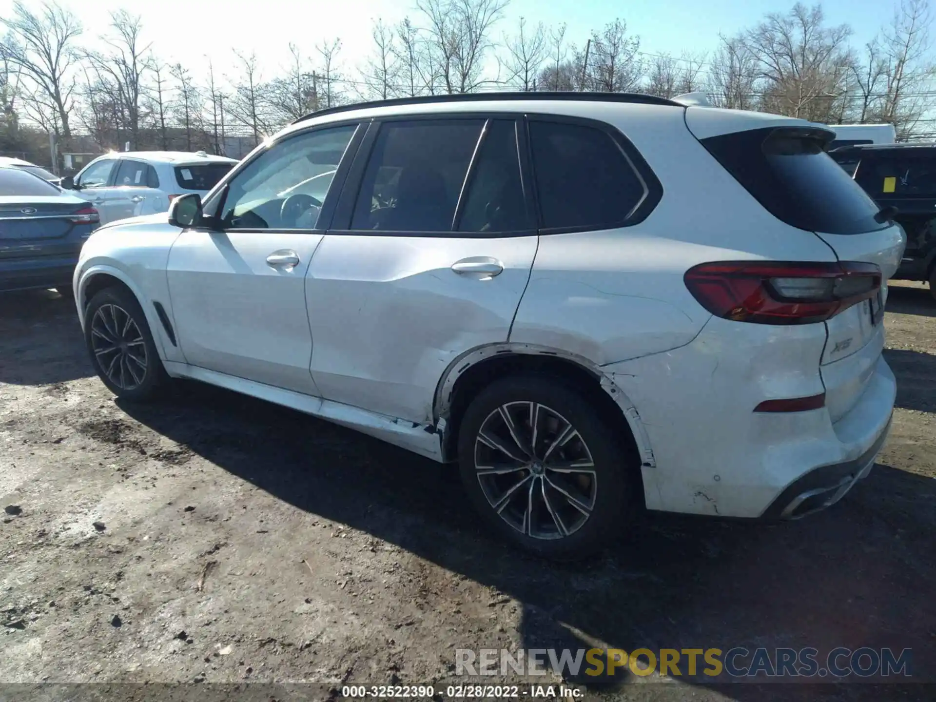 3 Photograph of a damaged car 5UXCR6C03L9B36416 BMW X5 2020