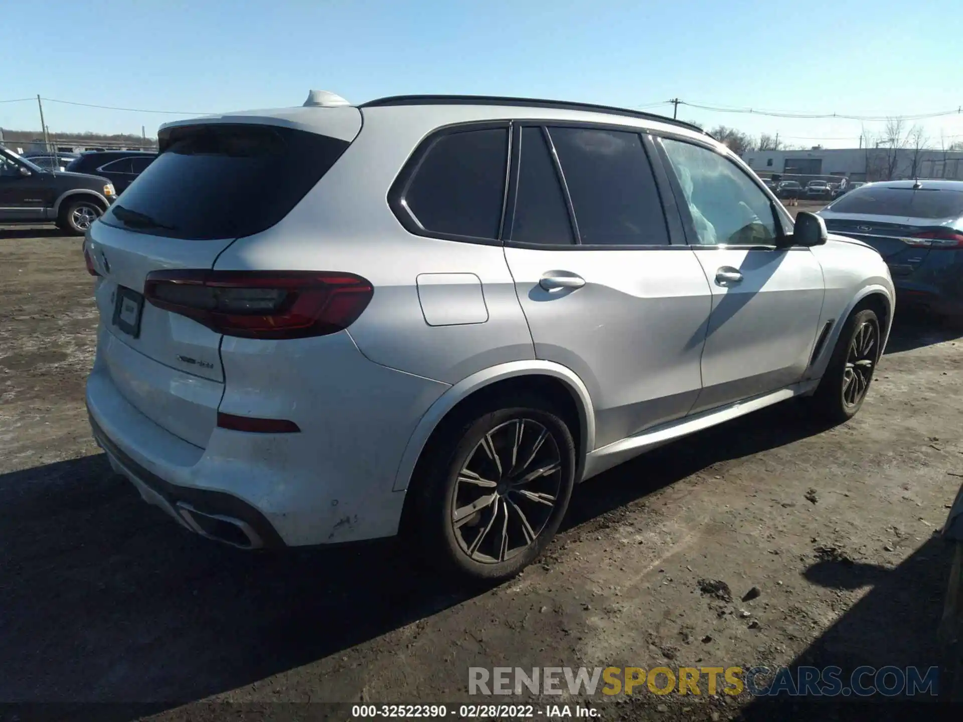 4 Фотография поврежденного автомобиля 5UXCR6C03L9B36416 BMW X5 2020