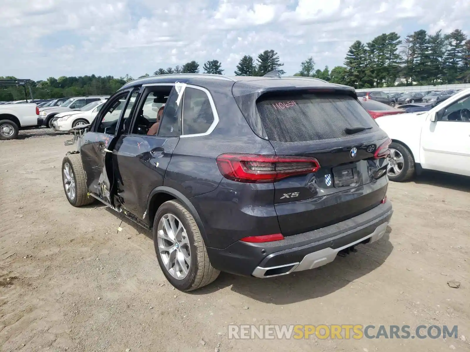 3 Photograph of a damaged car 5UXCR6C03L9B45309 BMW X5 2020