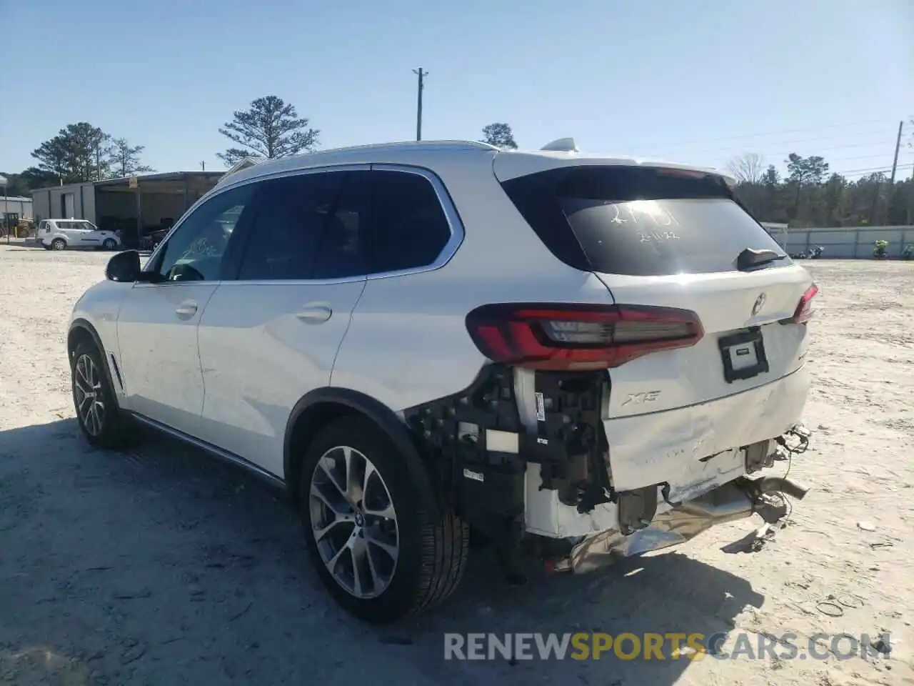 3 Photograph of a damaged car 5UXCR6C03L9C27931 BMW X5 2020