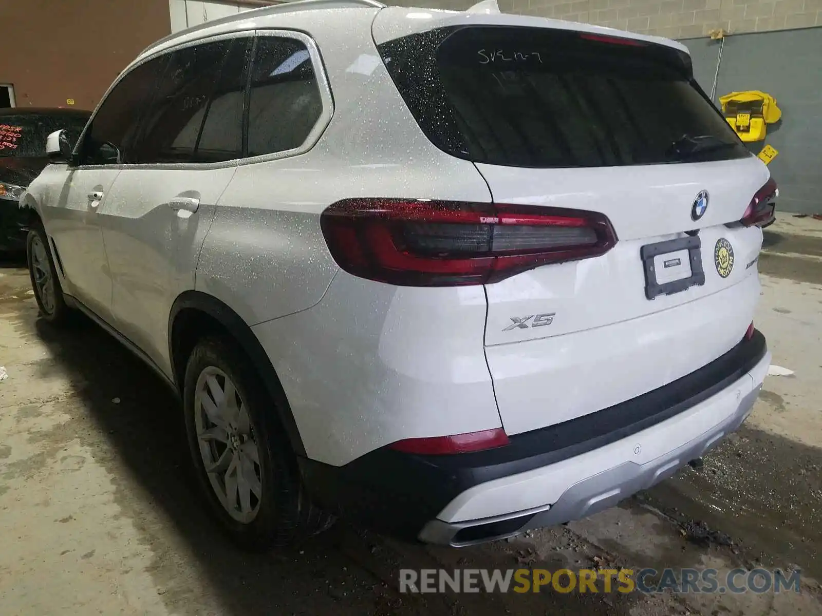 3 Фотография поврежденного автомобиля 5UXCR6C03L9C35169 BMW X5 2020