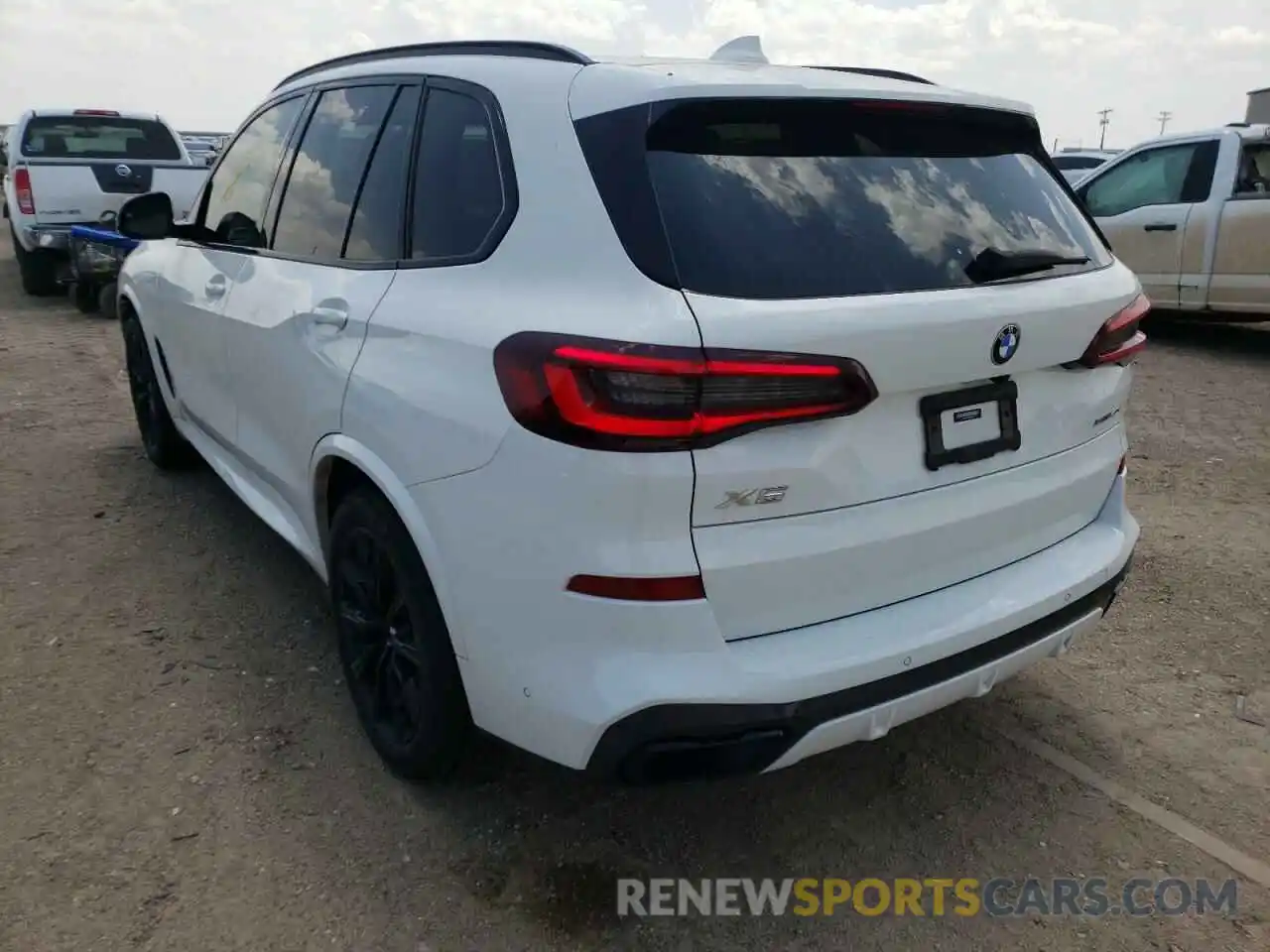 3 Фотография поврежденного автомобиля 5UXCR6C03L9D04765 BMW X5 2020