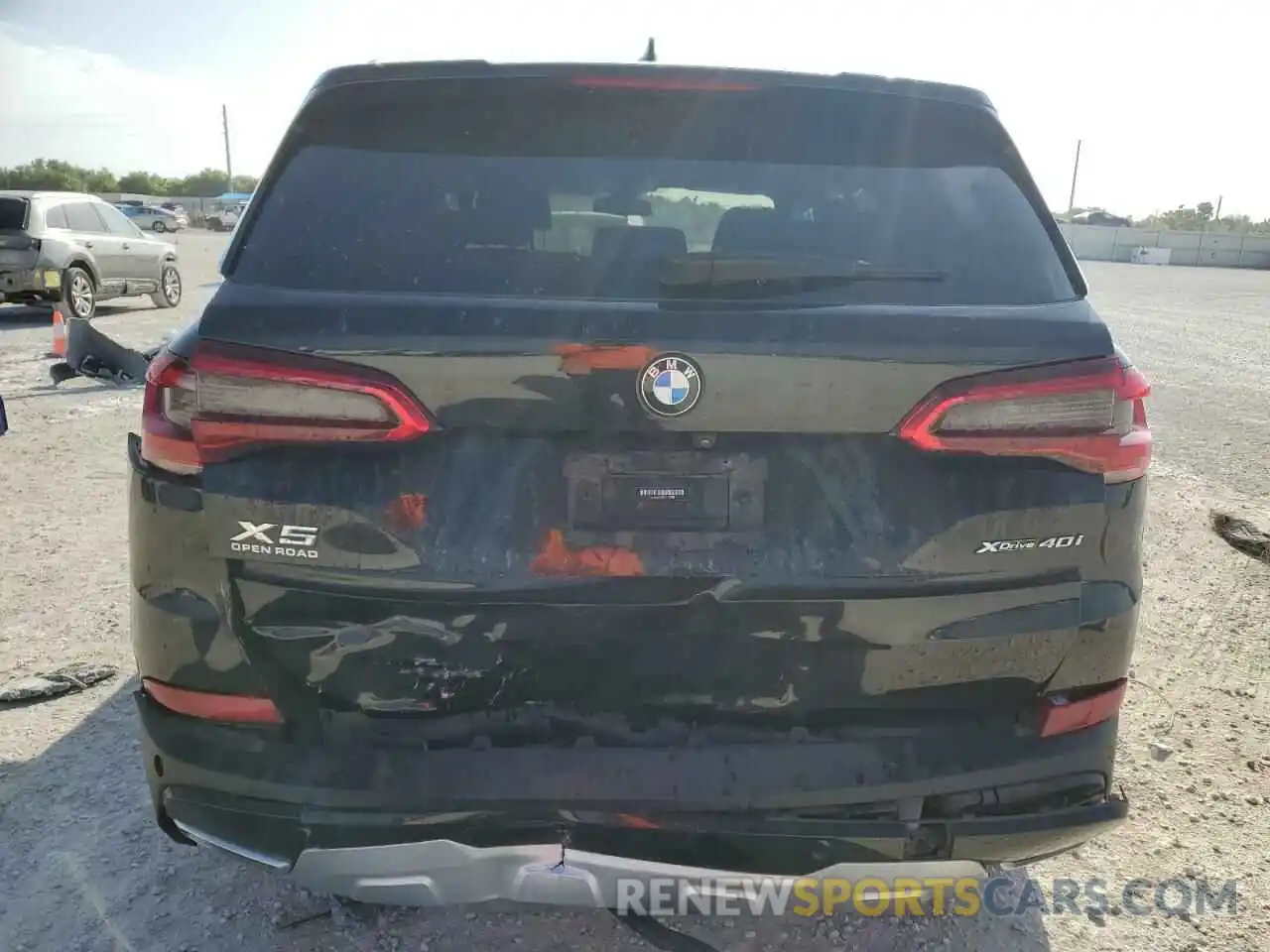 6 Photograph of a damaged car 5UXCR6C03LLL75688 BMW X5 2020
