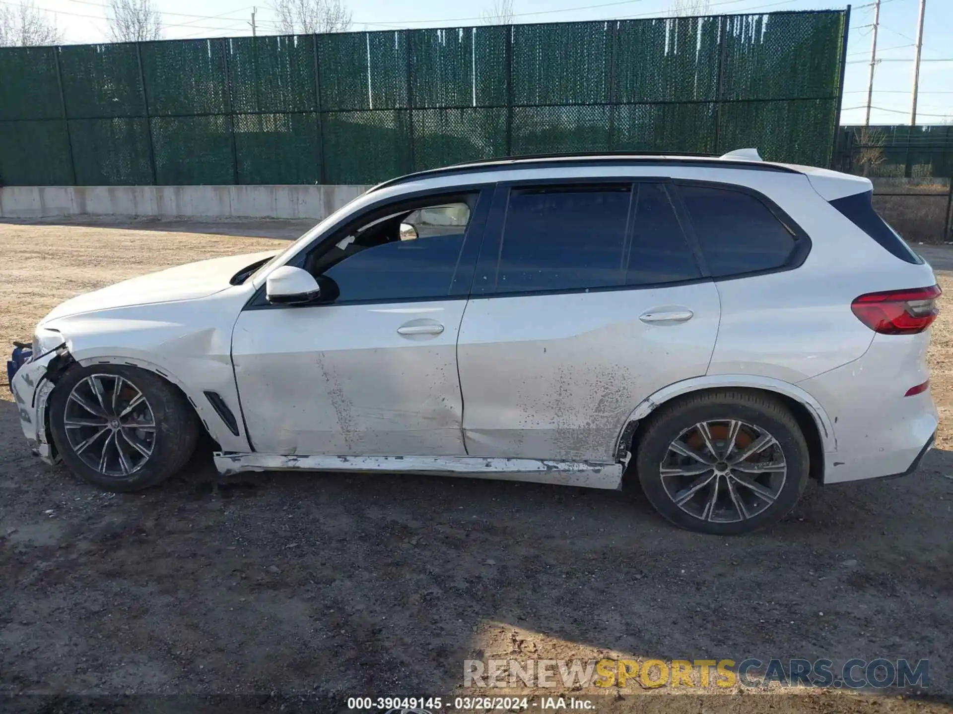 14 Photograph of a damaged car 5UXCR6C04L9B42581 BMW X5 2020