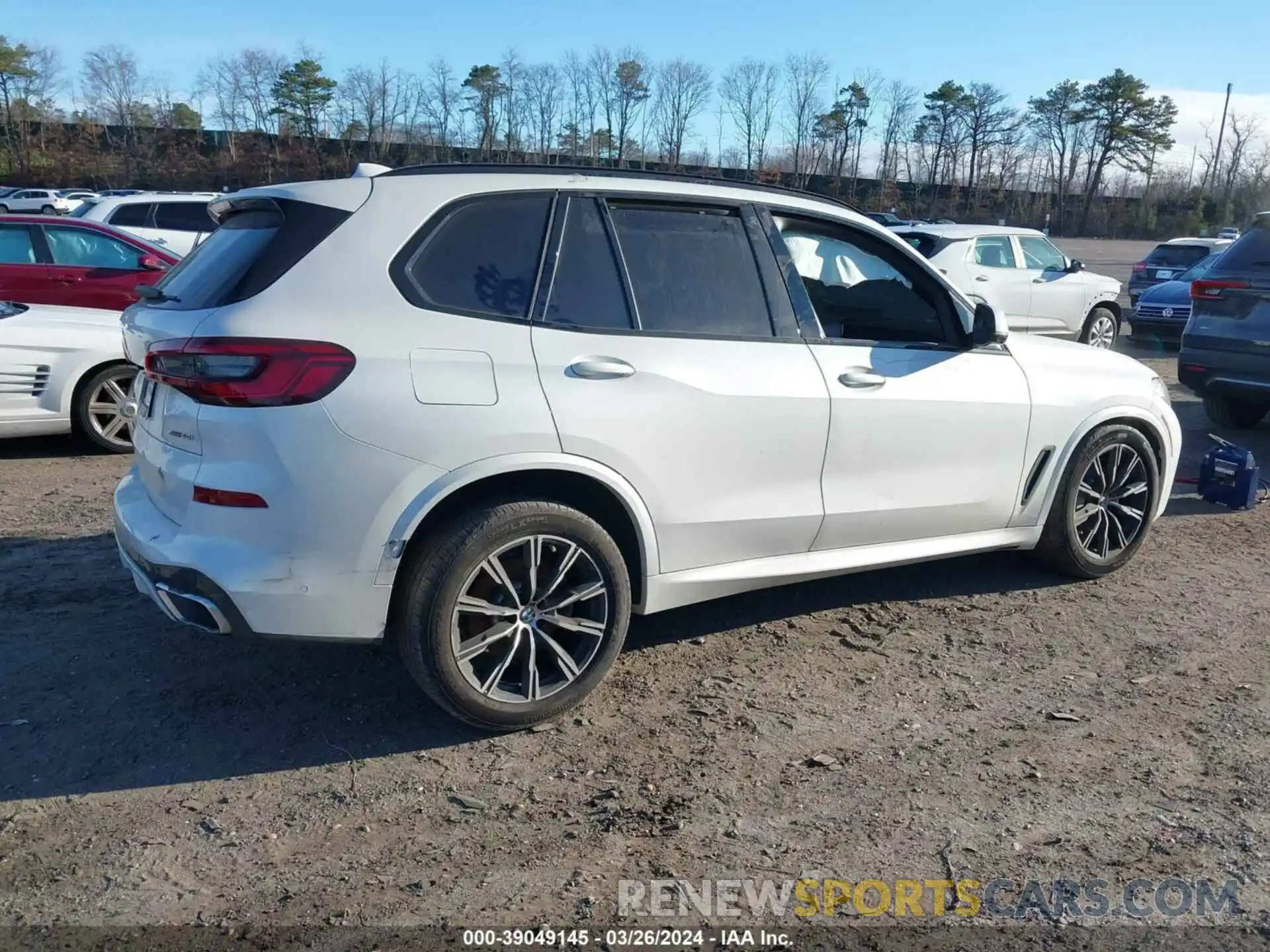 4 Photograph of a damaged car 5UXCR6C04L9B42581 BMW X5 2020