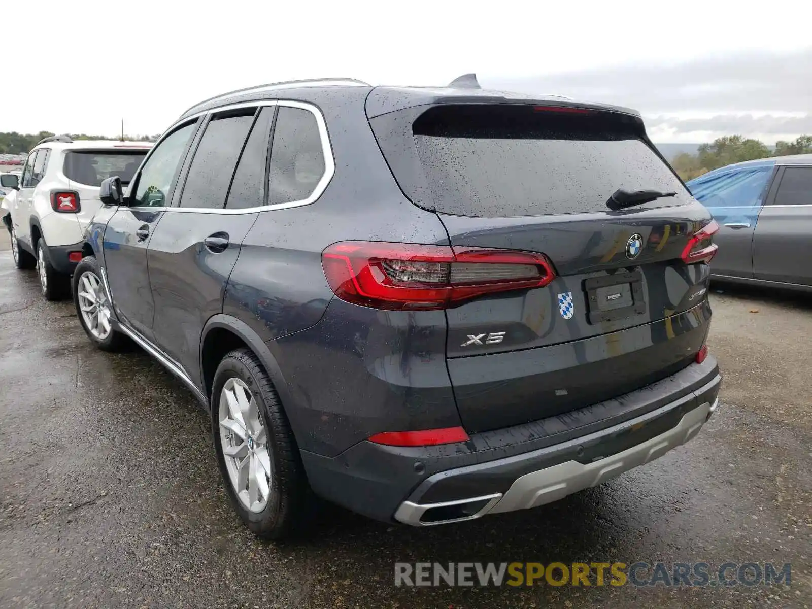 3 Photograph of a damaged car 5UXCR6C04L9B87181 BMW X5 2020