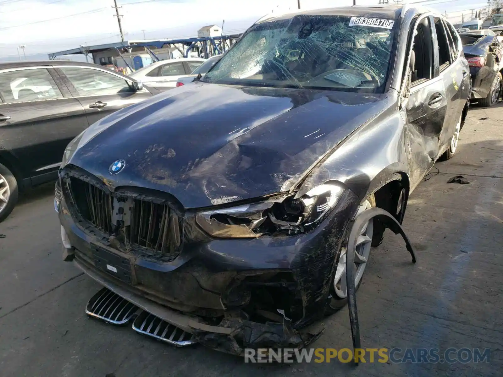 2 Фотография поврежденного автомобиля 5UXCR6C04L9B94325 BMW X5 2020