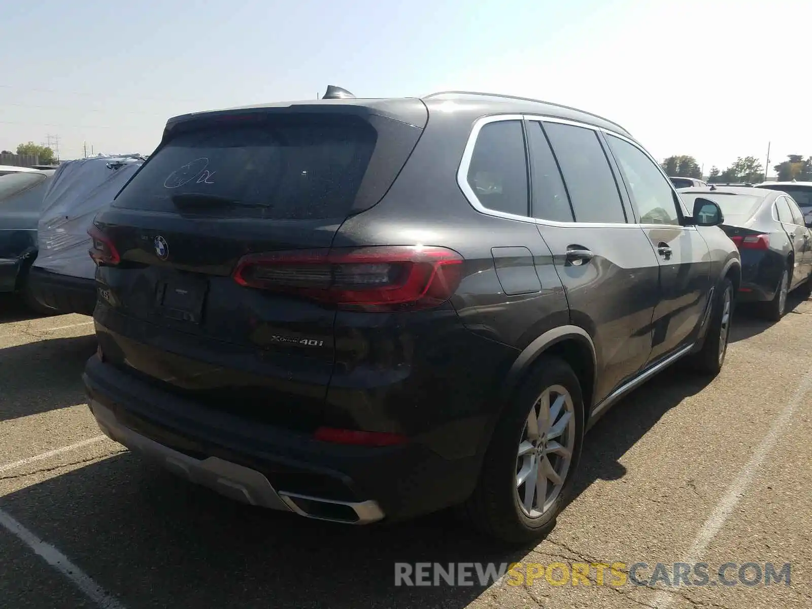 4 Photograph of a damaged car 5UXCR6C04L9C03251 BMW X5 2020