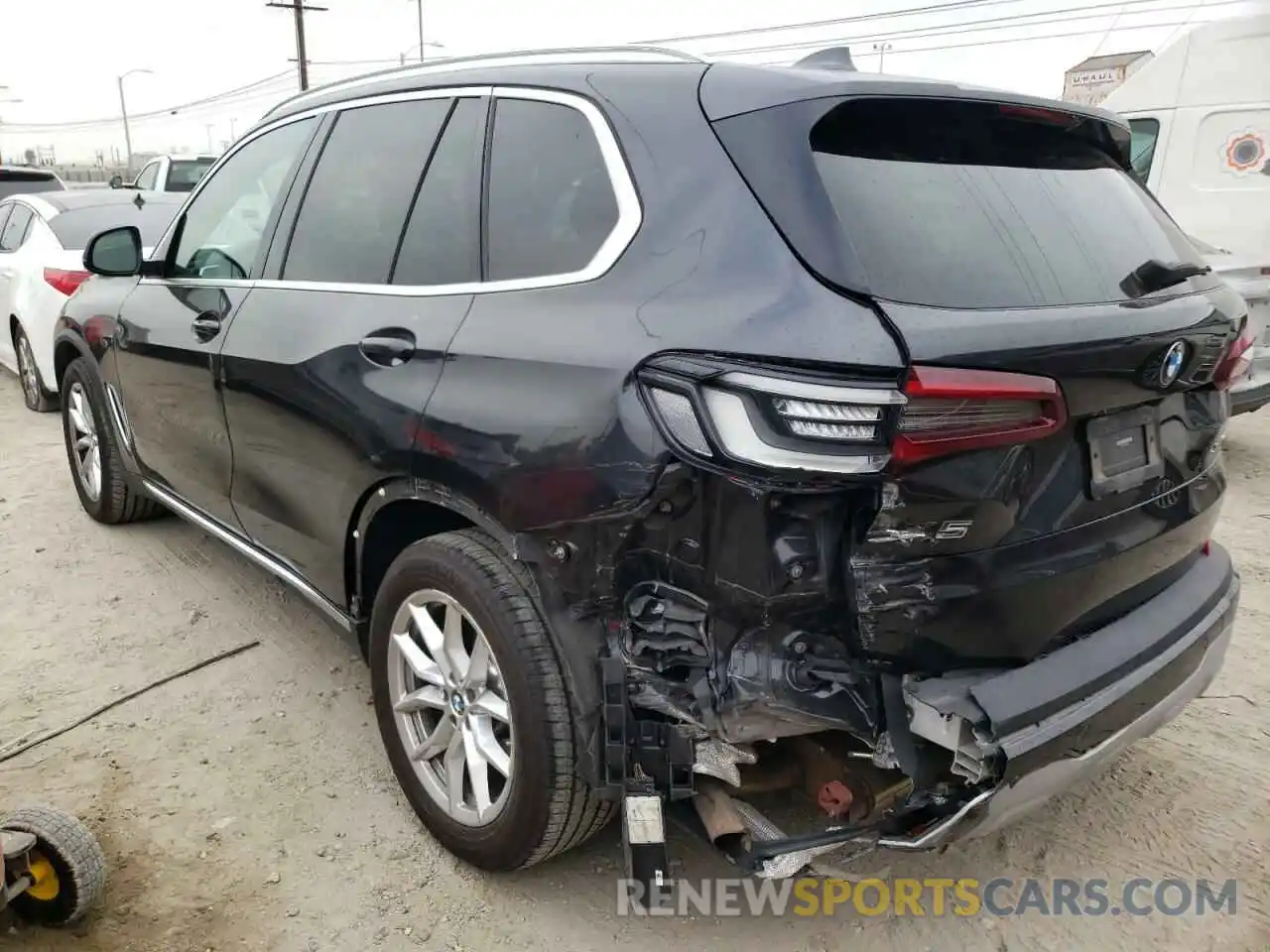 3 Фотография поврежденного автомобиля 5UXCR6C04L9C33477 BMW X5 2020