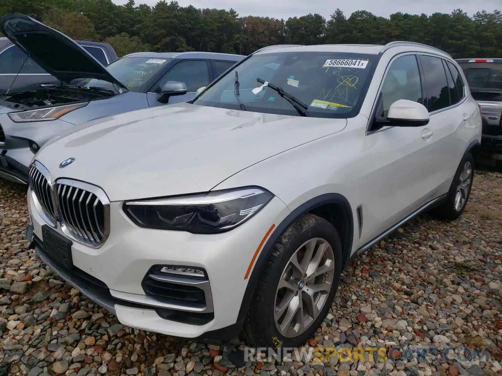 2 Photograph of a damaged car 5UXCR6C04L9D00109 BMW X5 2020