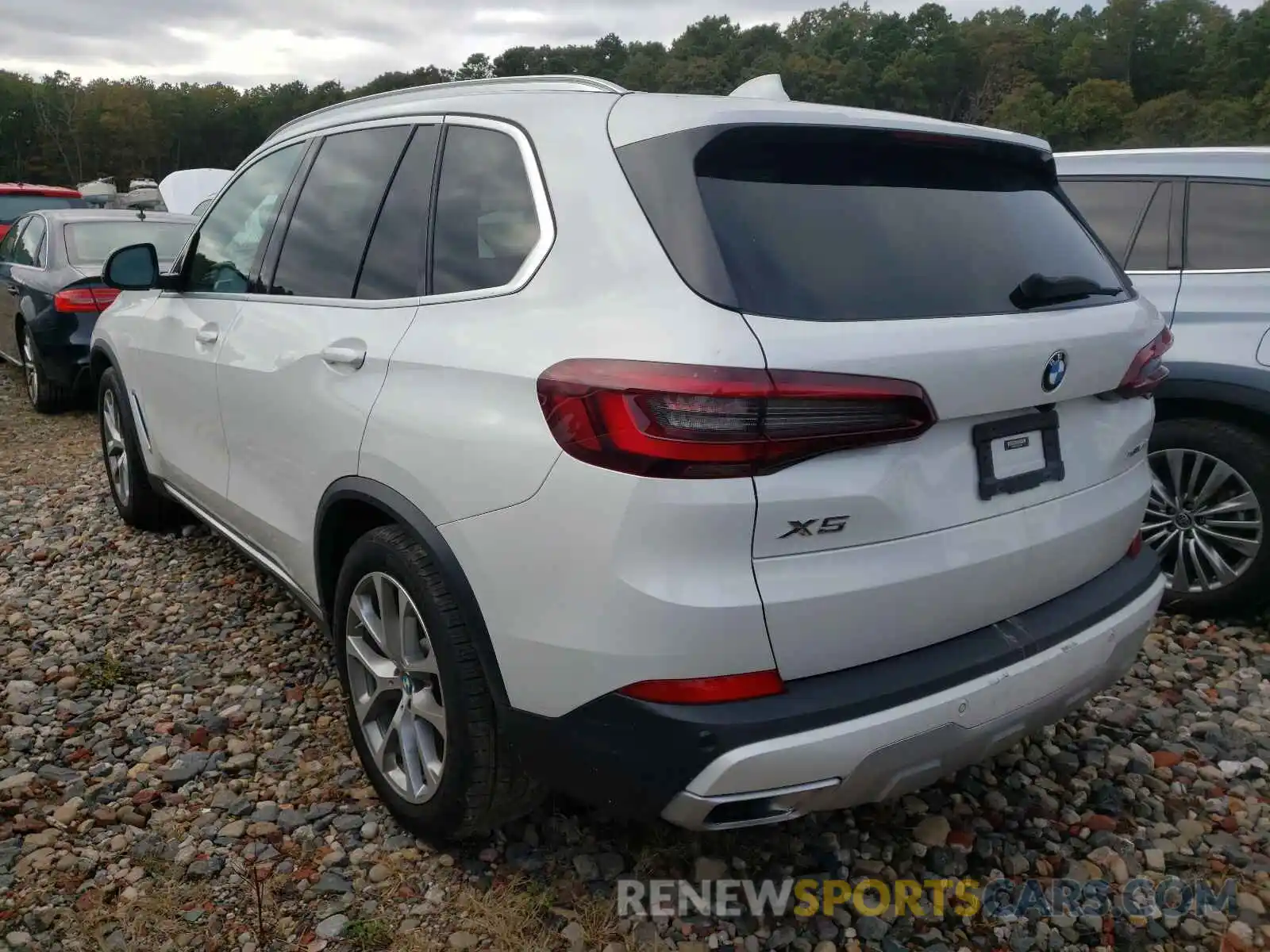 3 Photograph of a damaged car 5UXCR6C04L9D00109 BMW X5 2020