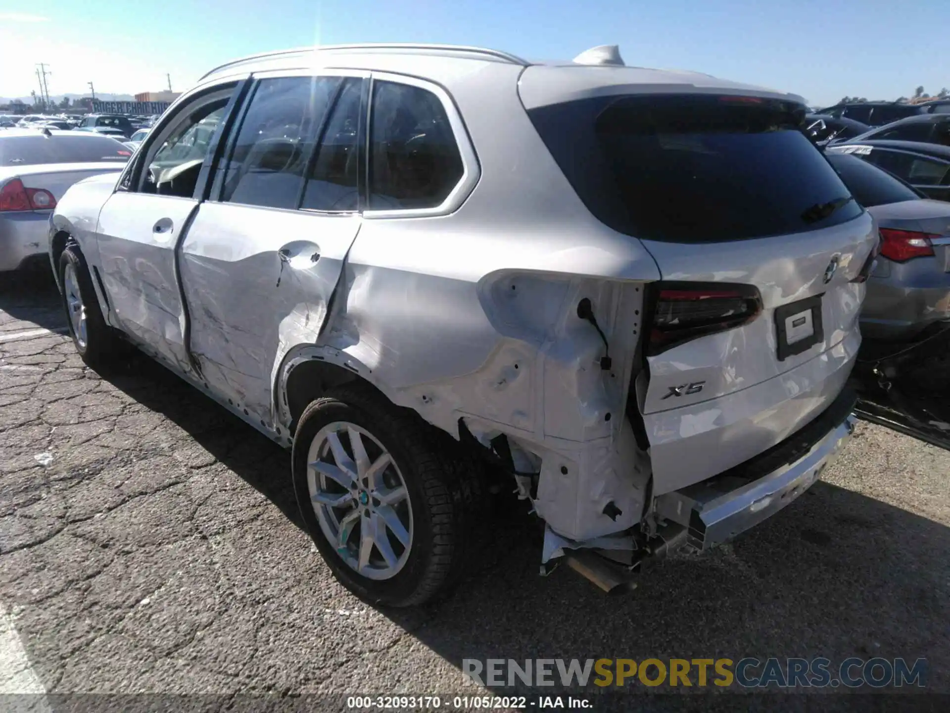 3 Photograph of a damaged car 5UXCR6C04L9D49617 BMW X5 2020