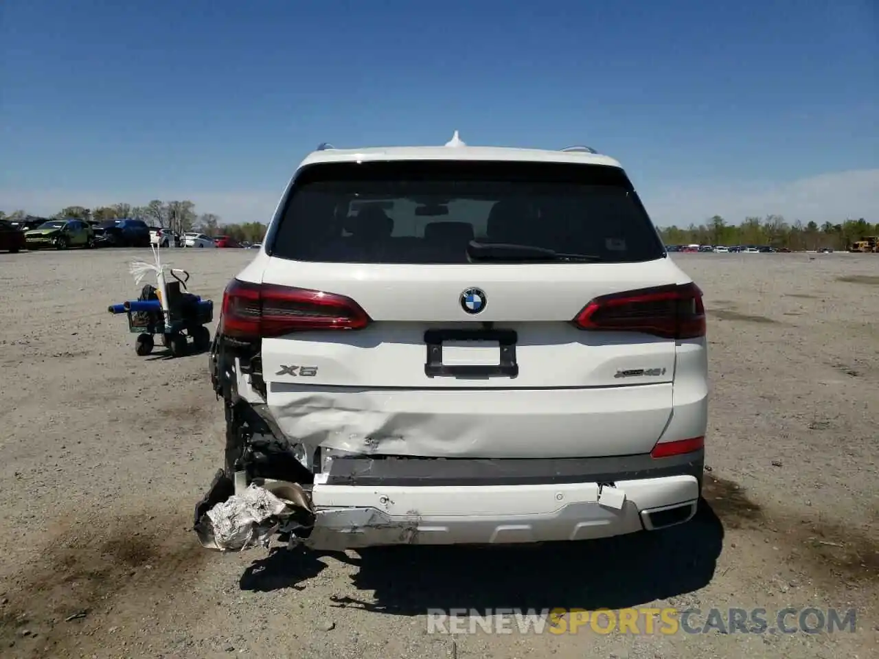 9 Photograph of a damaged car 5UXCR6C04LLL65753 BMW X5 2020