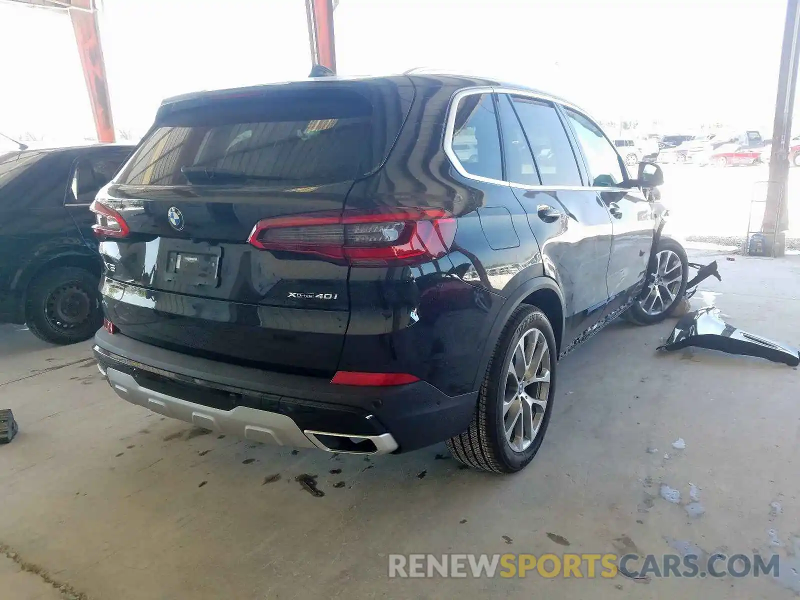 4 Photograph of a damaged car 5UXCR6C04LLL83153 BMW X5 2020