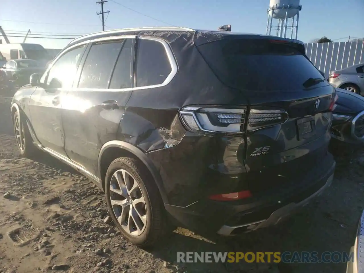 3 Photograph of a damaged car 5UXCR6C05L9B32545 BMW X5 2020