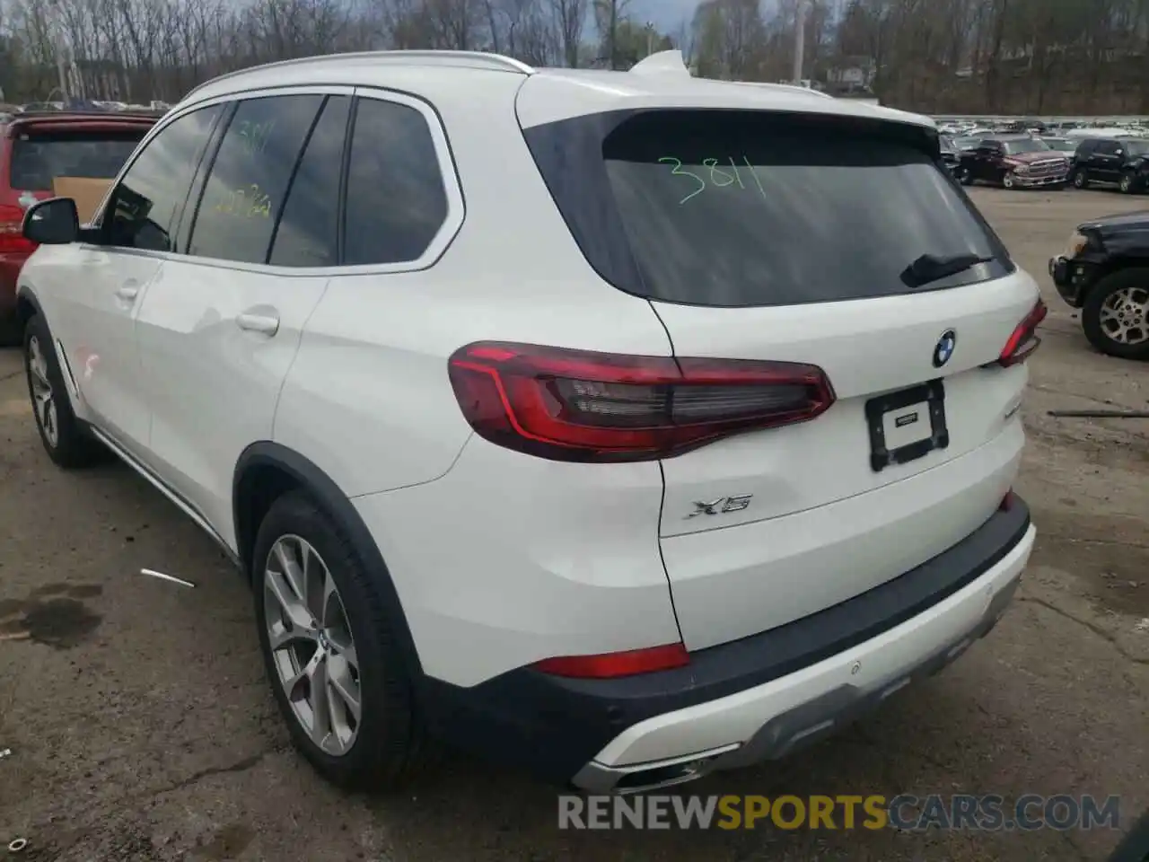 3 Фотография поврежденного автомобиля 5UXCR6C05L9B40886 BMW X5 2020