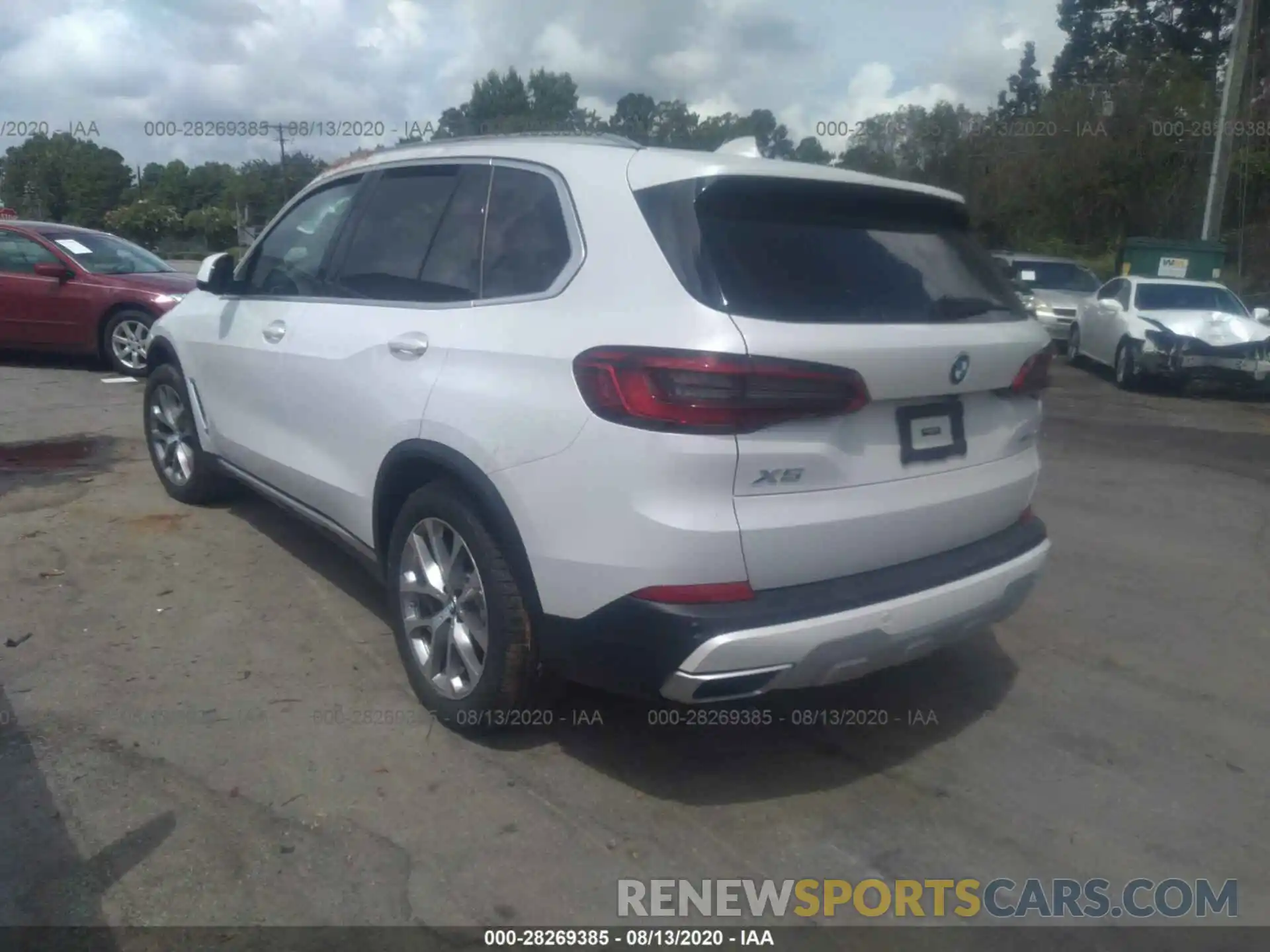 3 Photograph of a damaged car 5UXCR6C05L9B54643 BMW X5 2020