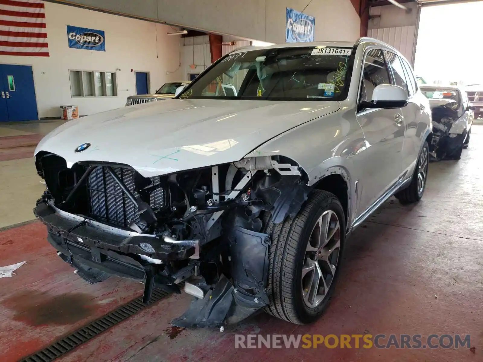 2 Photograph of a damaged car 5UXCR6C05L9B61589 BMW X5 2020