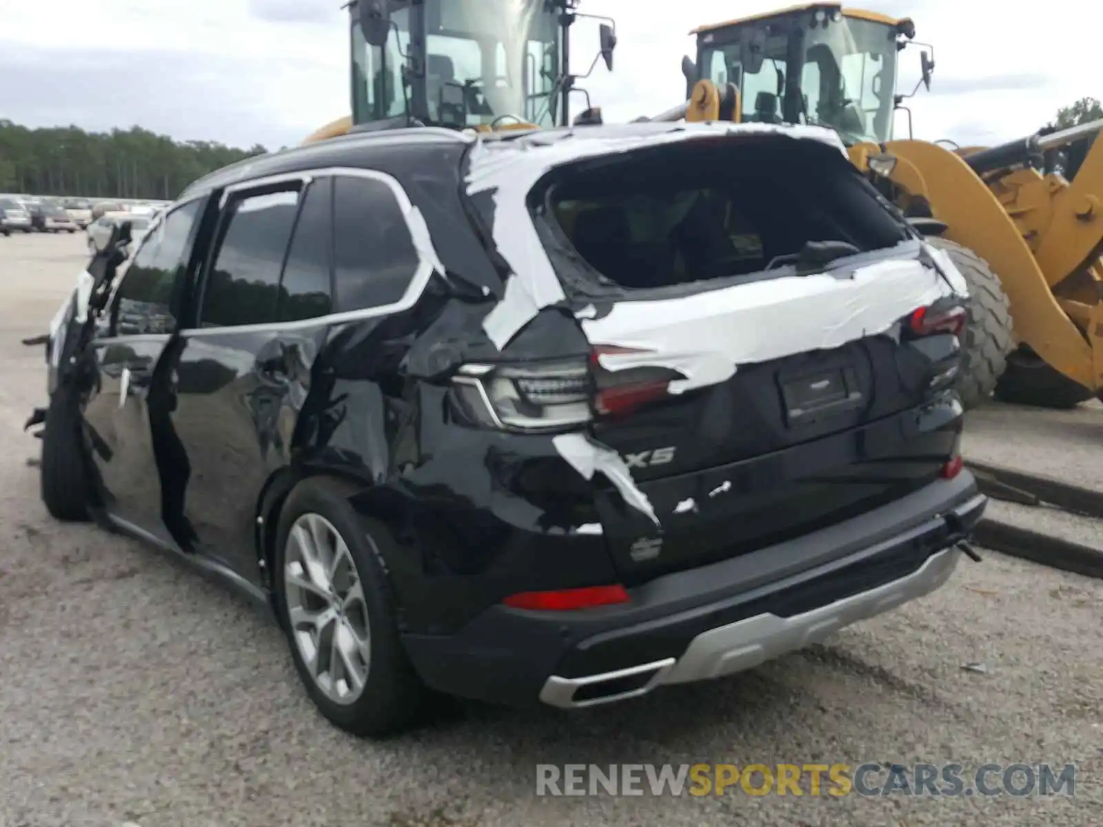 3 Photograph of a damaged car 5UXCR6C05L9B98965 BMW X5 2020