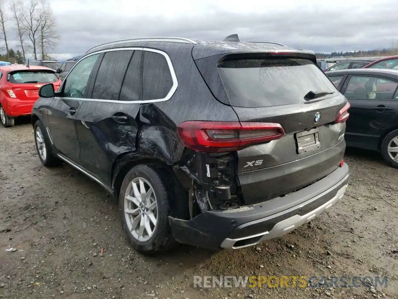 3 Photograph of a damaged car 5UXCR6C05L9C29955 BMW X5 2020