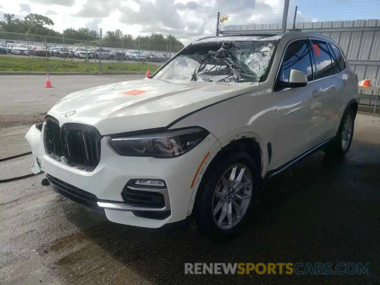 2 Фотография поврежденного автомобиля 5UXCR6C05L9C35223 BMW X5 2020