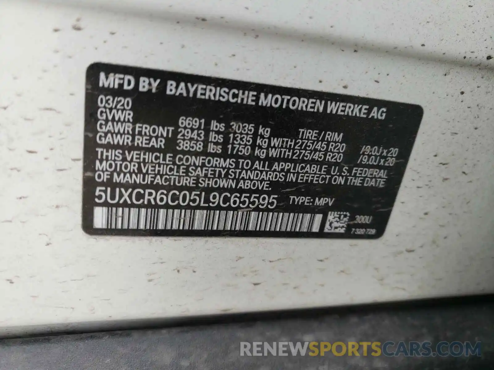 10 Photograph of a damaged car 5UXCR6C05L9C65595 BMW X5 2020