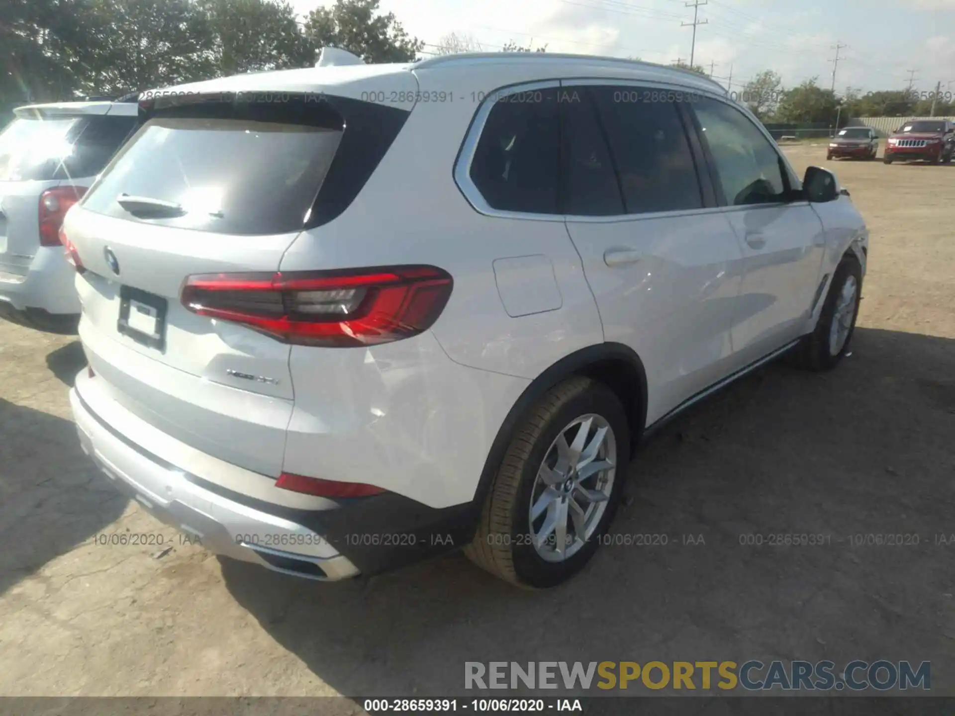 4 Photograph of a damaged car 5UXCR6C05LLL65776 BMW X5 2020