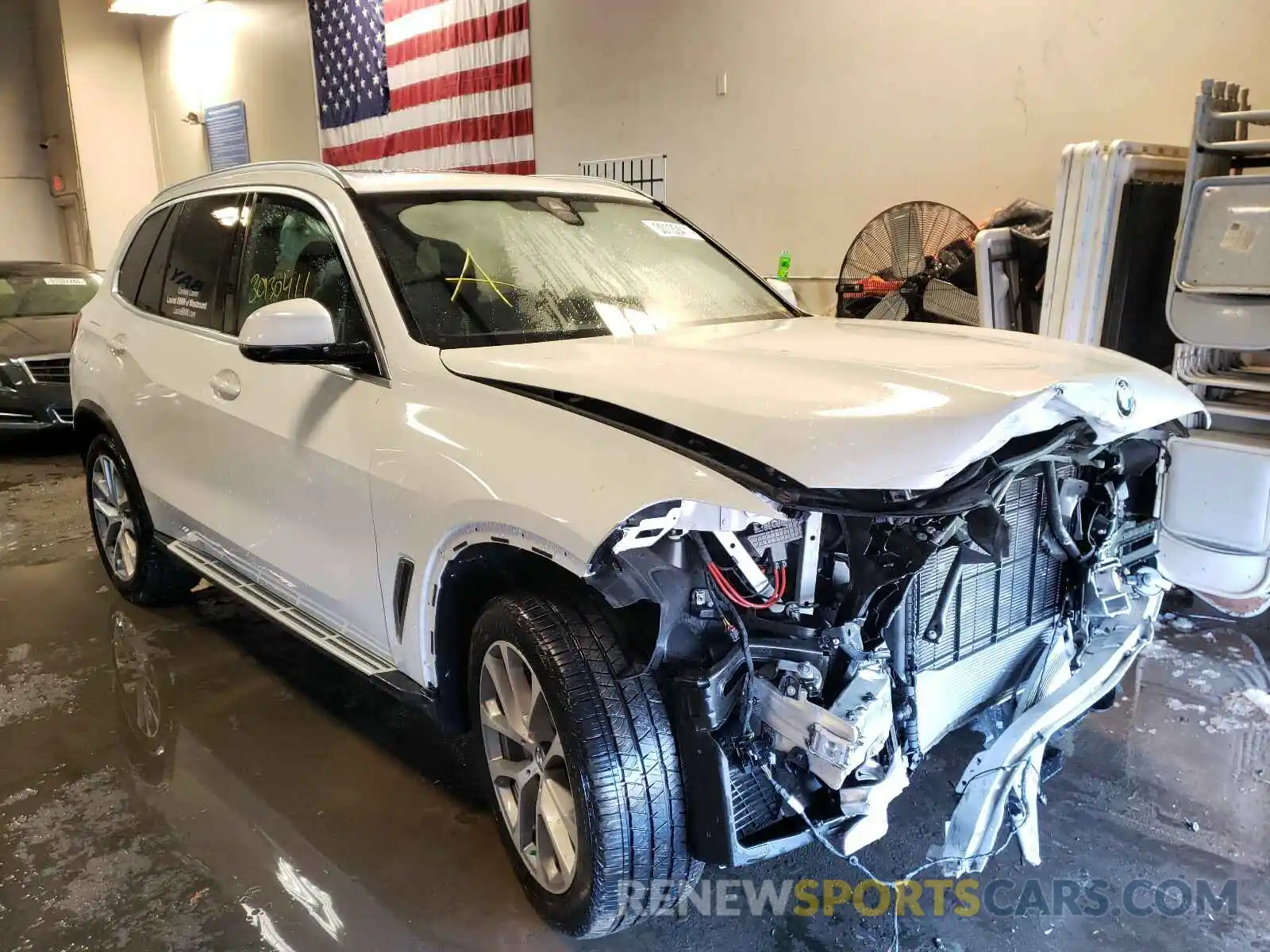 1 Photograph of a damaged car 5UXCR6C05LLL66474 BMW X5 2020