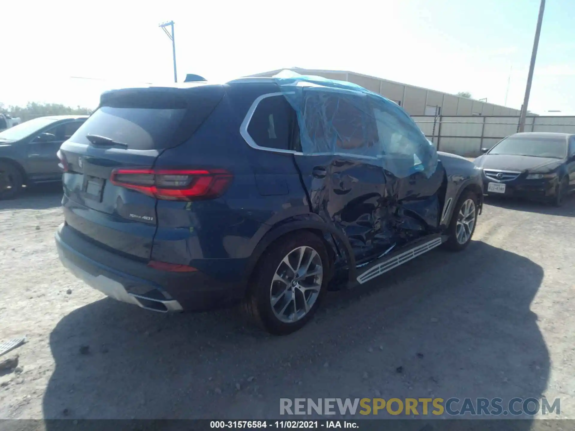 4 Photograph of a damaged car 5UXCR6C05LLL66815 BMW X5 2020