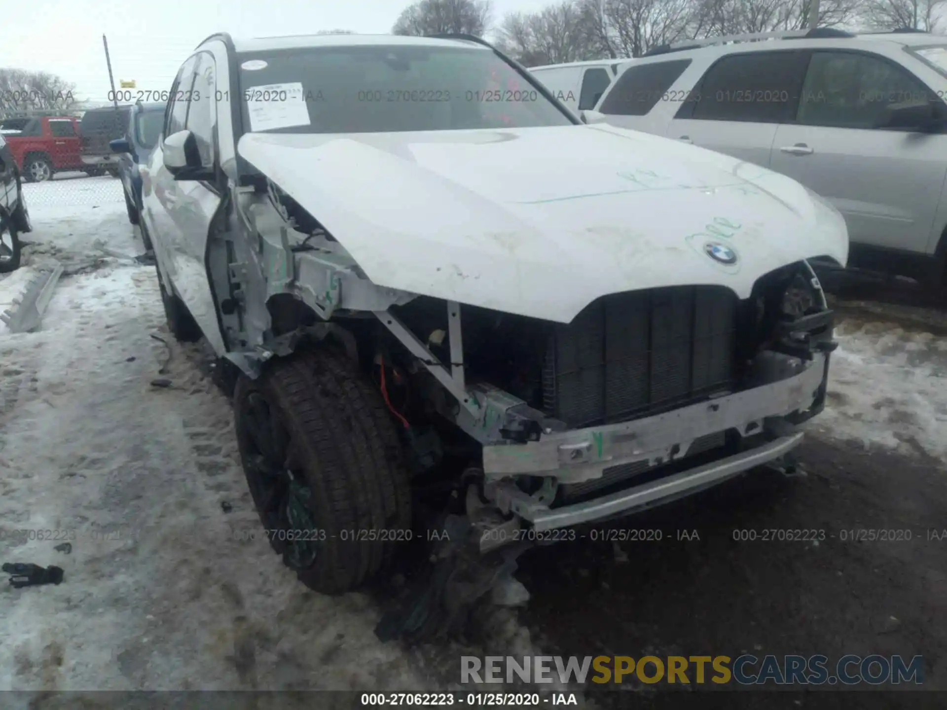 6 Photograph of a damaged car 5UXCR6C05LLL81699 BMW X5 2020