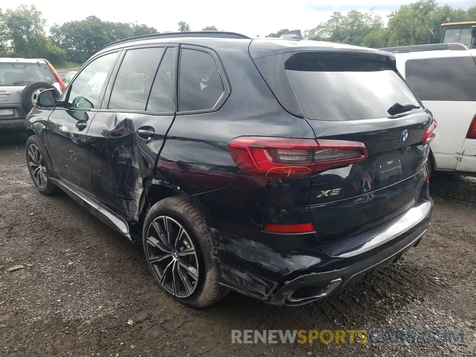 3 Photograph of a damaged car 5UXCR6C05LLL82867 BMW X5 2020