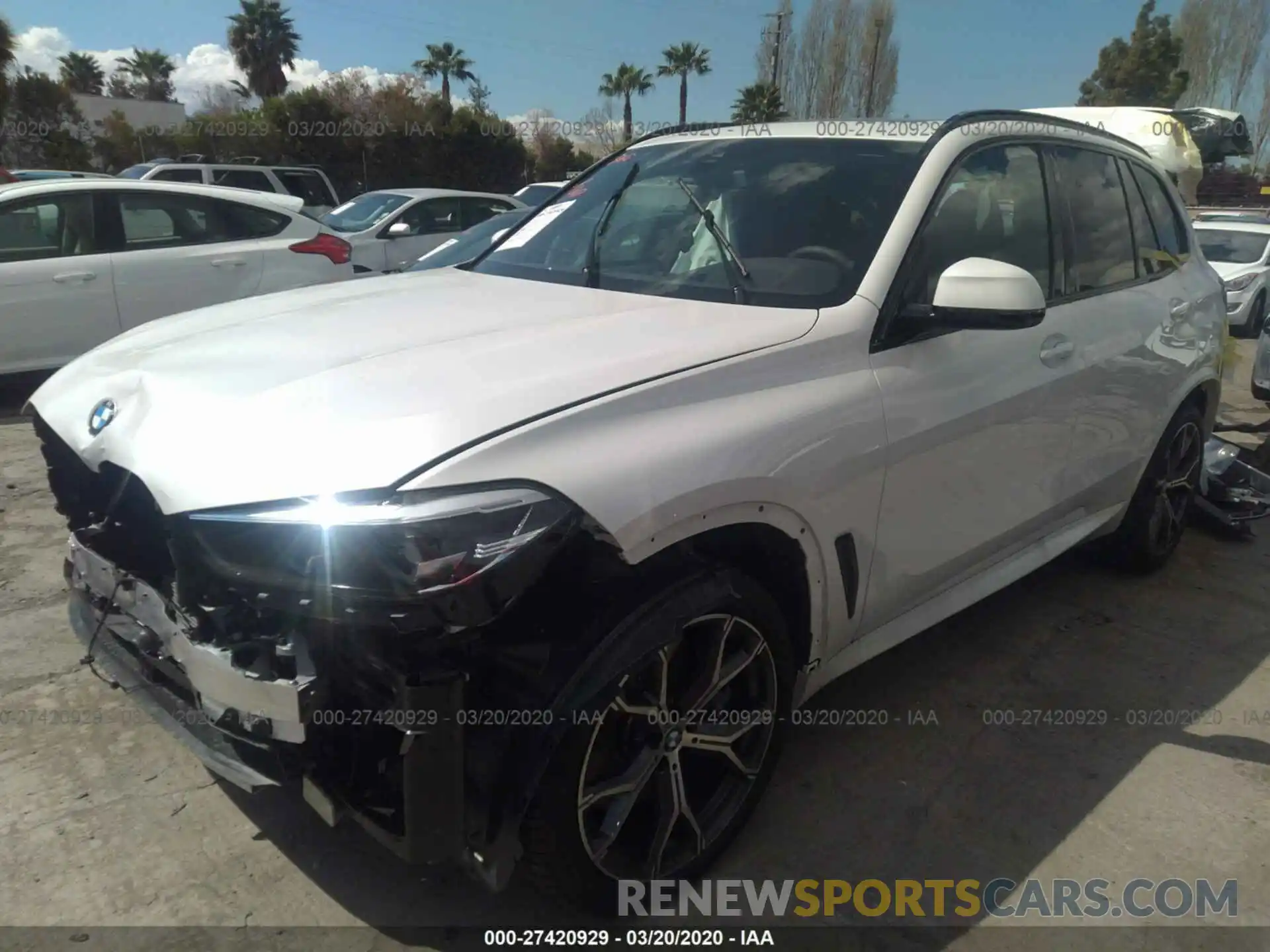 2 Фотография поврежденного автомобиля 5UXCR6C06L9B07623 BMW X5 2020