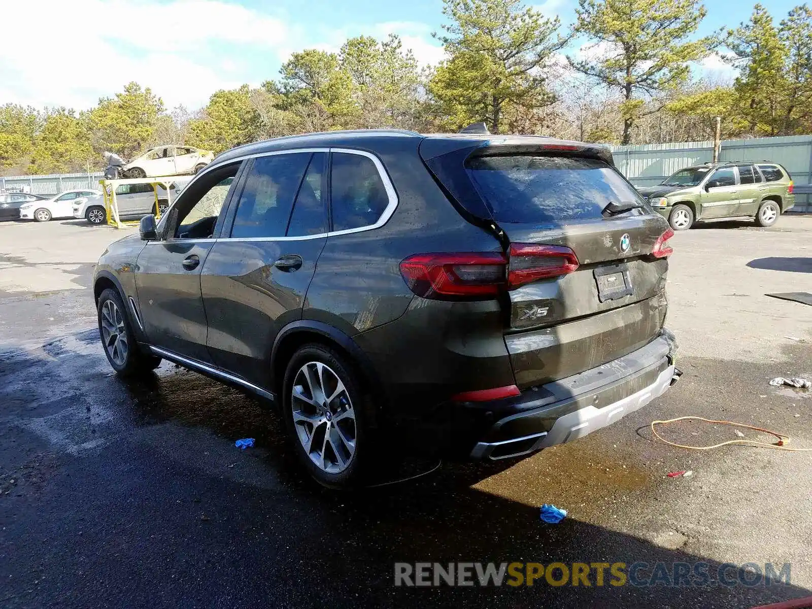 3 Photograph of a damaged car 5UXCR6C06L9B29508 BMW X5 2020