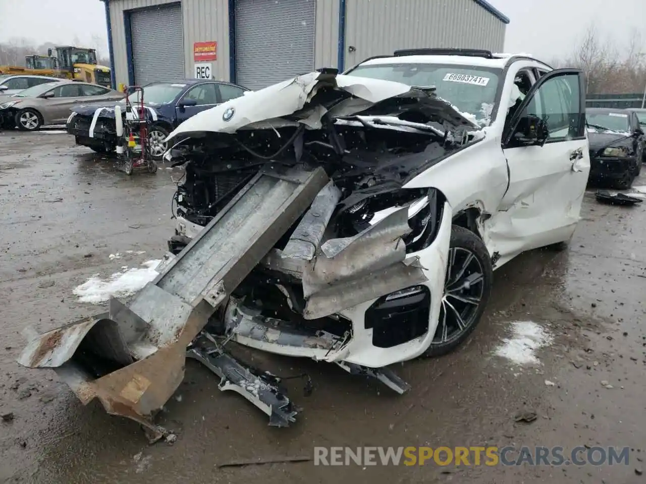 2 Photograph of a damaged car 5UXCR6C06L9B48026 BMW X5 2020