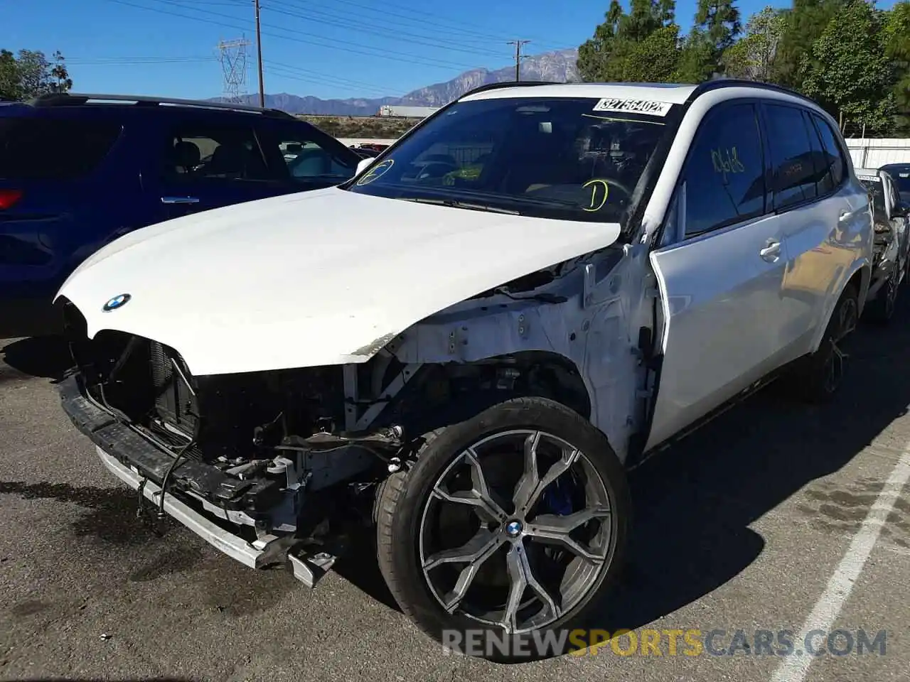 2 Photograph of a damaged car 5UXCR6C06L9C40169 BMW X5 2020