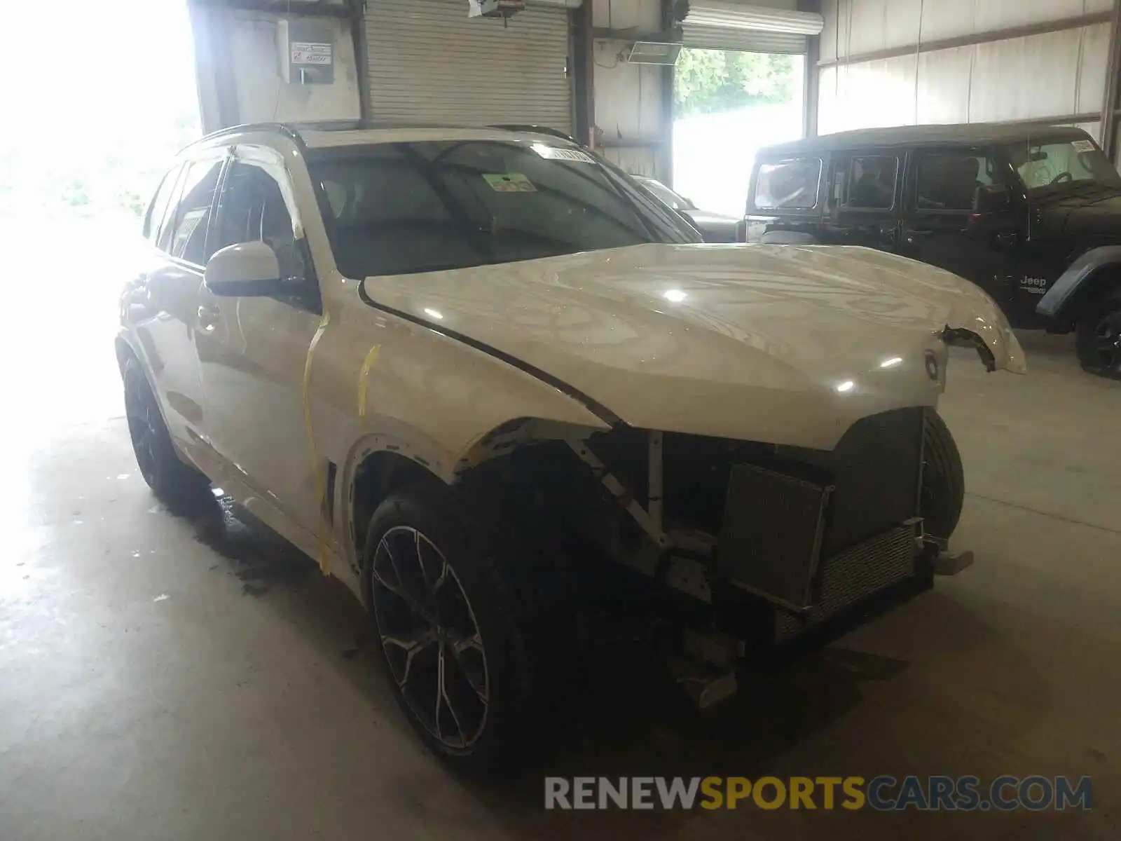 1 Photograph of a damaged car 5UXCR6C06L9C72510 BMW X5 2020