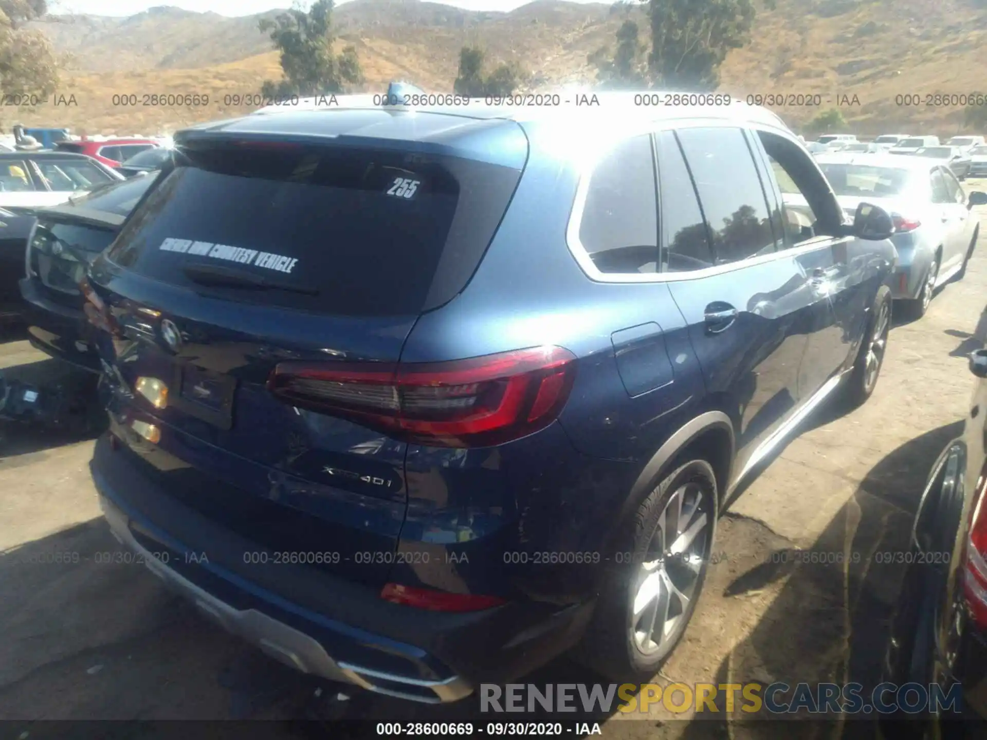 4 Photograph of a damaged car 5UXCR6C06L9C95060 BMW X5 2020