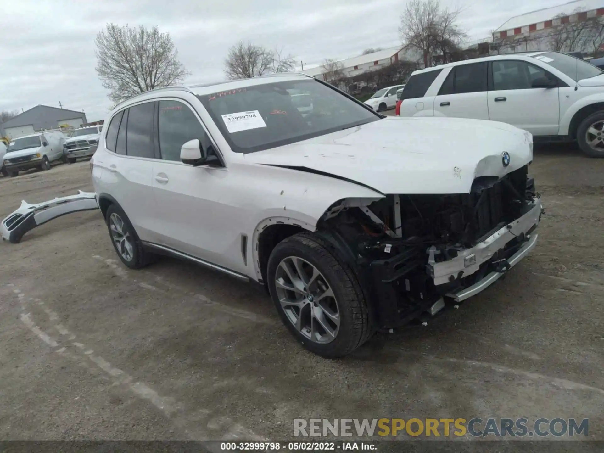 1 Photograph of a damaged car 5UXCR6C06LLL65432 BMW X5 2020