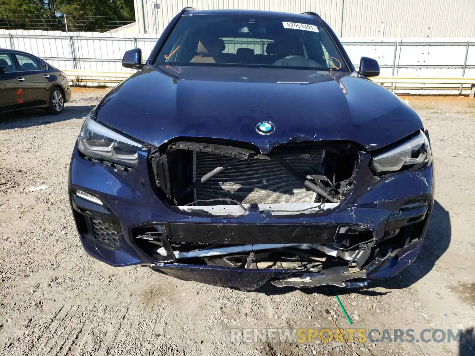 9 Photograph of a damaged car 5UXCR6C06LLL65981 BMW X5 2020