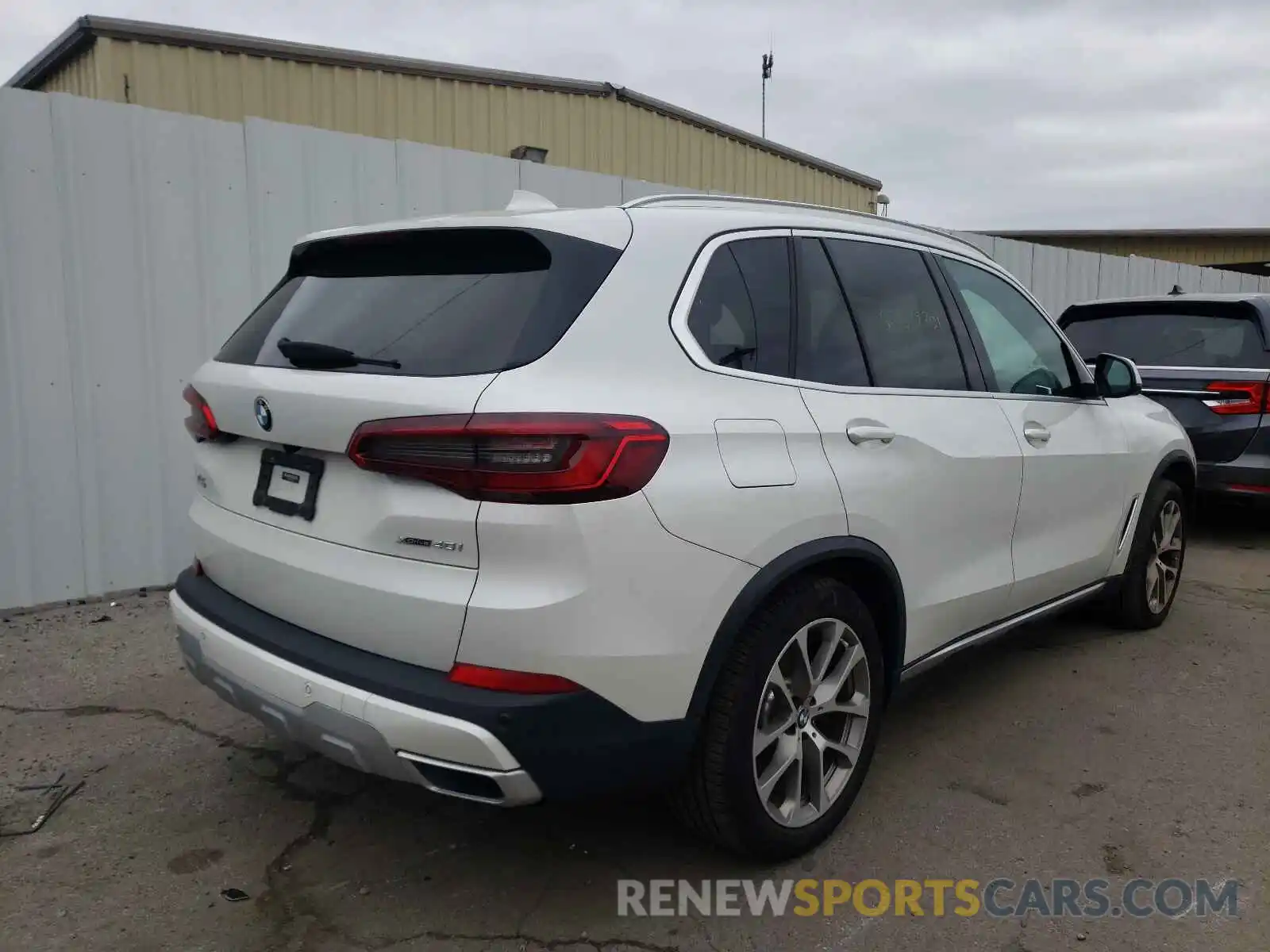 4 Фотография поврежденного автомобиля 5UXCR6C06LLL75488 BMW X5 2020