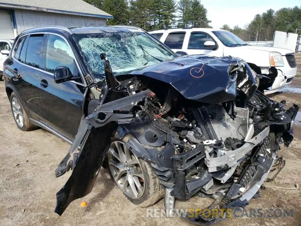 1 Photograph of a damaged car 5UXCR6C06LLL76320 BMW X5 2020