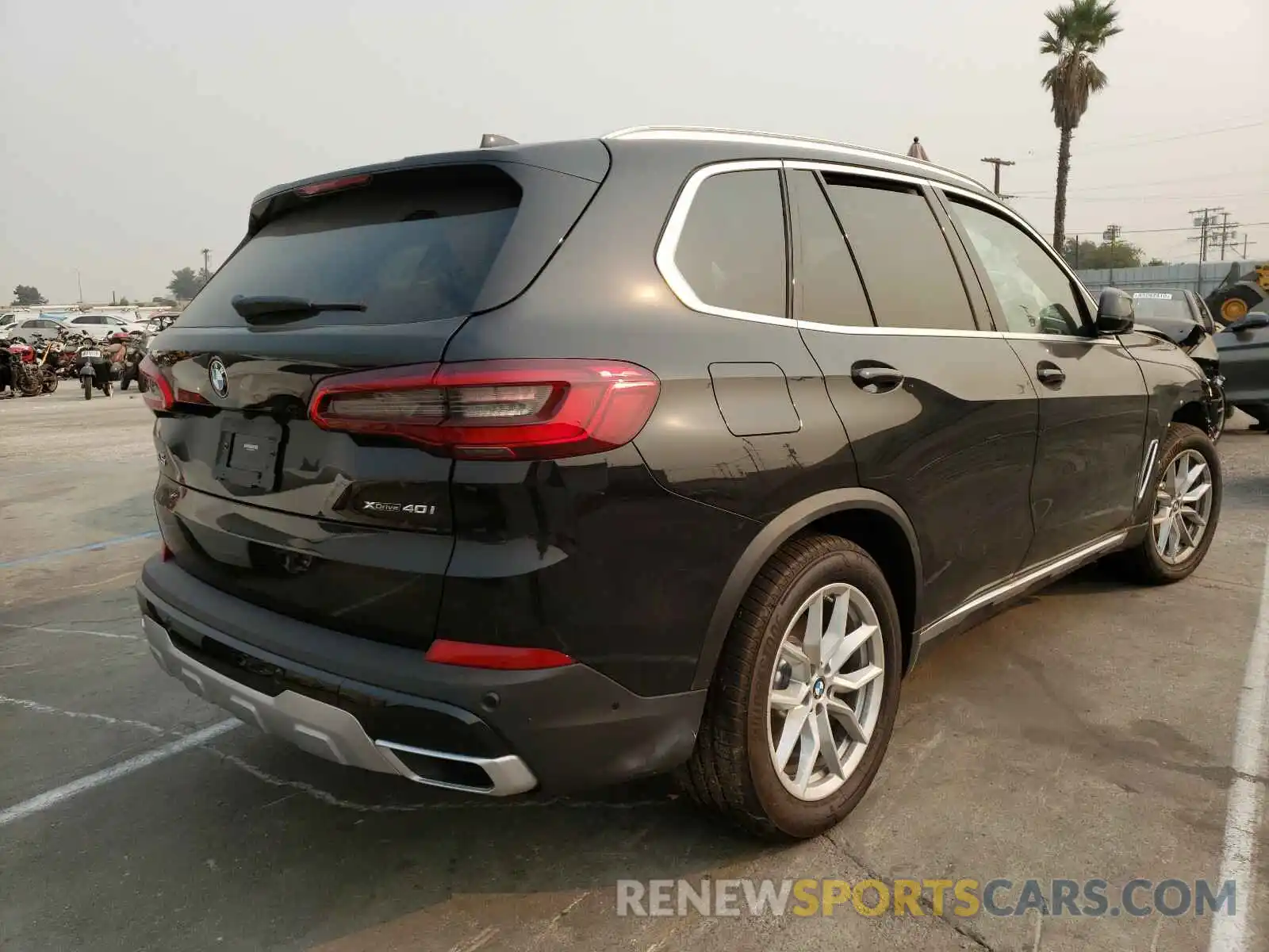 4 Photograph of a damaged car 5UXCR6C07L9B26150 BMW X5 2020