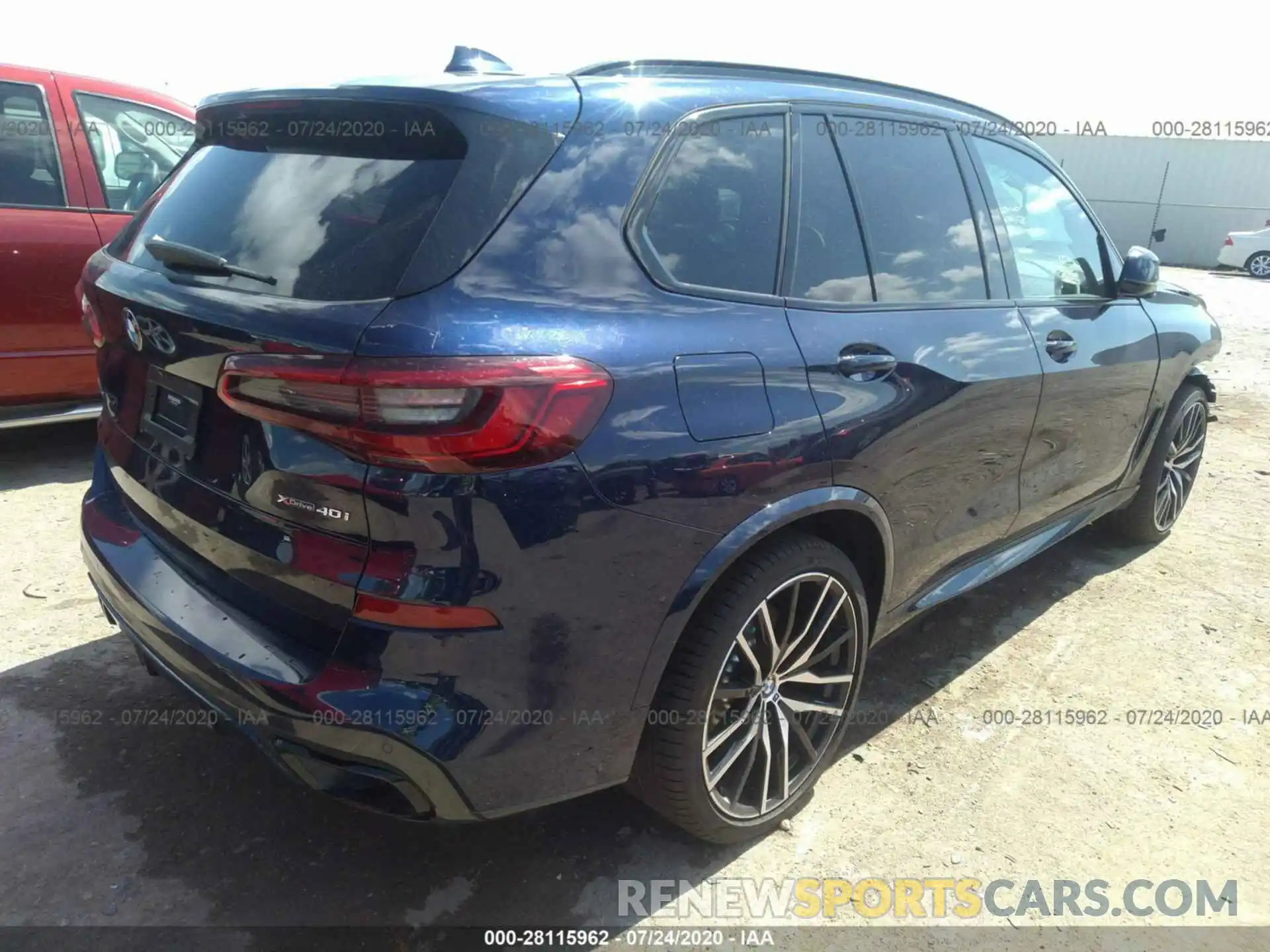 4 Фотография поврежденного автомобиля 5UXCR6C07L9B42056 BMW X5 2020