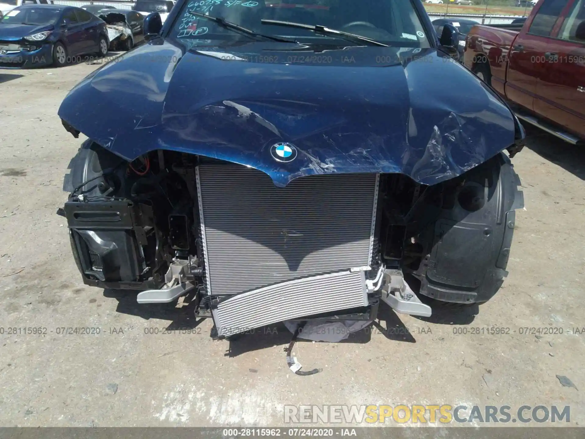 6 Фотография поврежденного автомобиля 5UXCR6C07L9B42056 BMW X5 2020