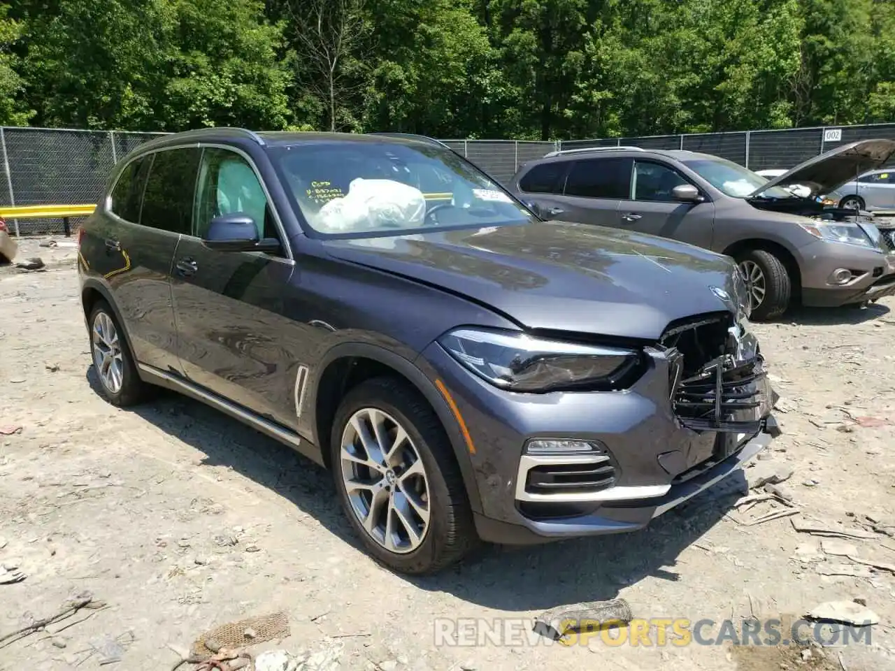 1 Photograph of a damaged car 5UXCR6C07L9B87031 BMW X5 2020