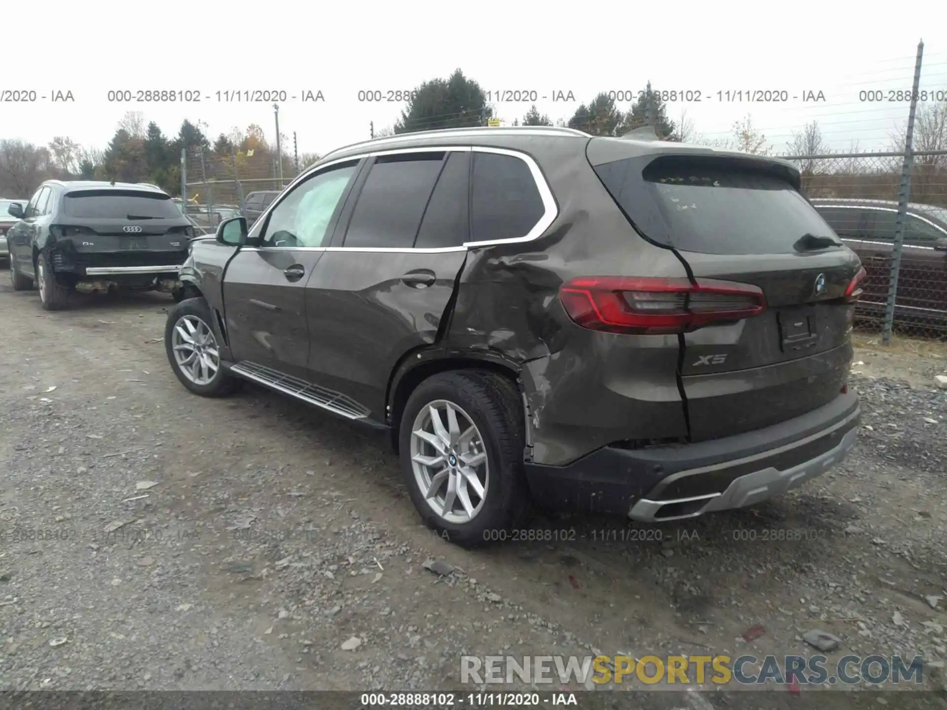 3 Photograph of a damaged car 5UXCR6C07L9B87305 BMW X5 2020