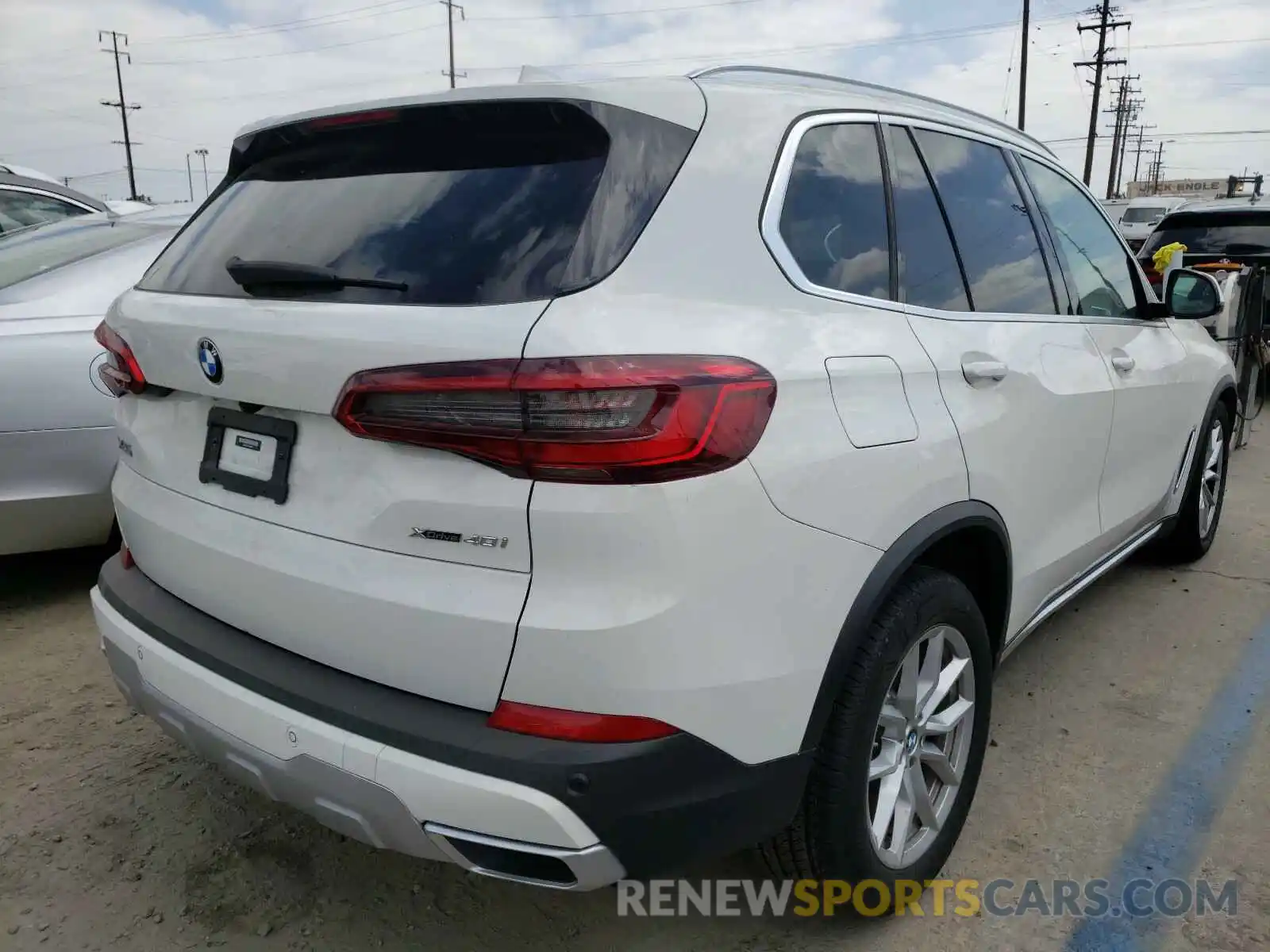 4 Photograph of a damaged car 5UXCR6C07L9B94447 BMW X5 2020